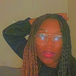 0fficiallykiara's Chat & Dating Profile