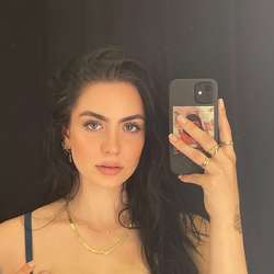 LuizaReaggen's Chat & Dating Profile