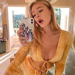 Nancymary's Chat & Dating Profile