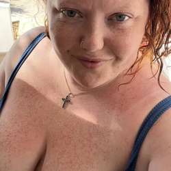 RedMam's Chat & Dating Profile