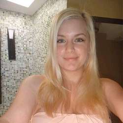 SandraWilson24's Chat & Dating Profile