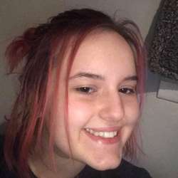 Stacyy's Chat & Dating Profile