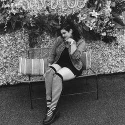 manicpixxie's Chat & Dating Profile
